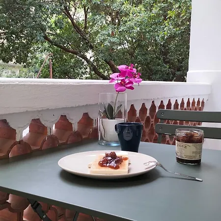 Apartment Balcon, Intra Muros, Climatise Avec Wifi *